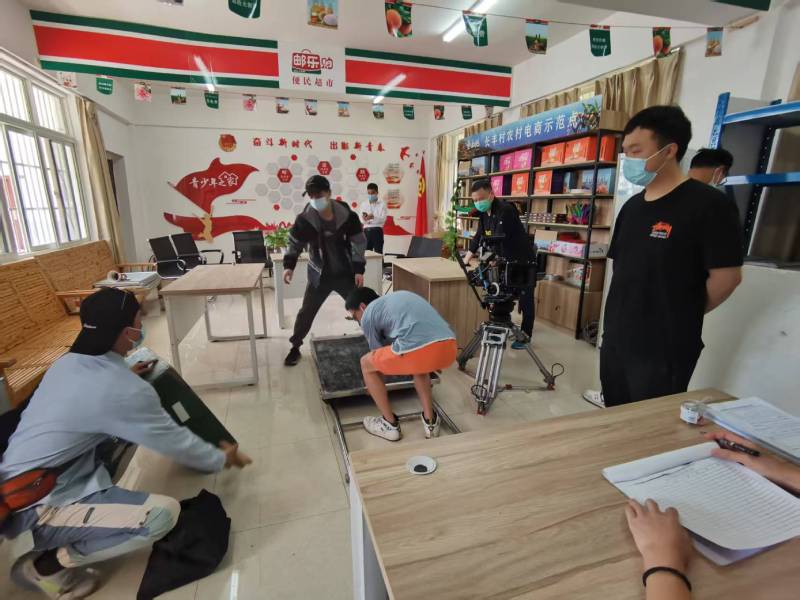扎兰屯市广告片拍摄公司：极简主义践行者，少即是多的视觉哲学